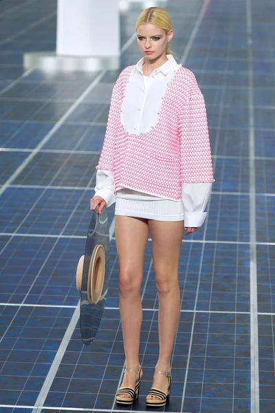 Look 44